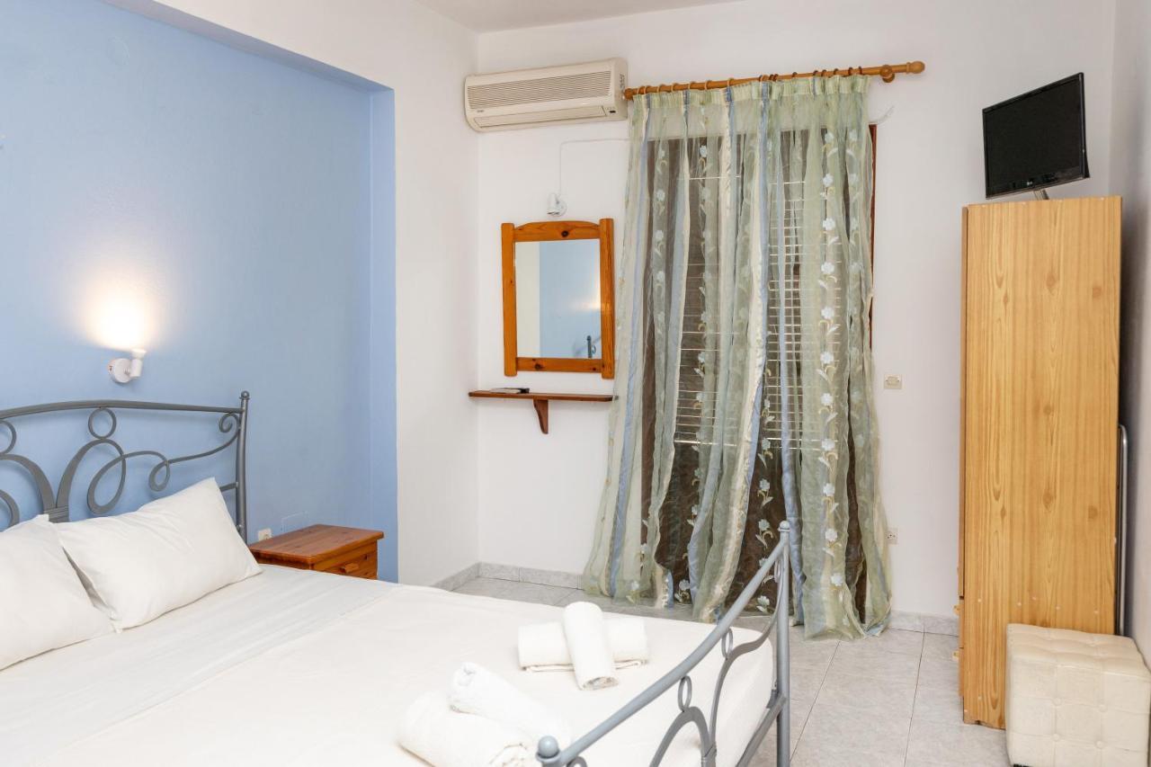 Depis Economy Apartments Naxos City Exteriér fotografie