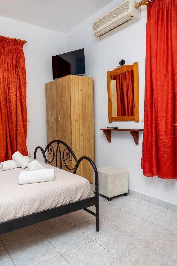 Depis Economy Apartments Naxos City Exteriér fotografie